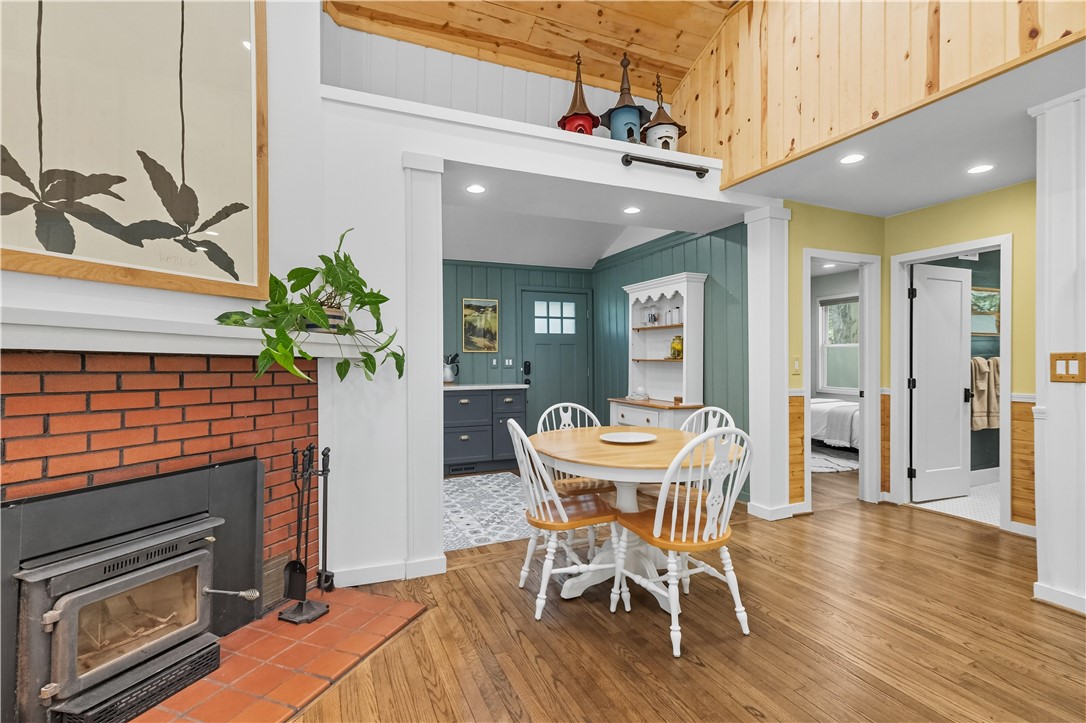 Normalville, Pennsylvania 15469, United States, 3 Bedrooms Bedrooms, ,2 BathroomsBathrooms,Residential,Pending,216016