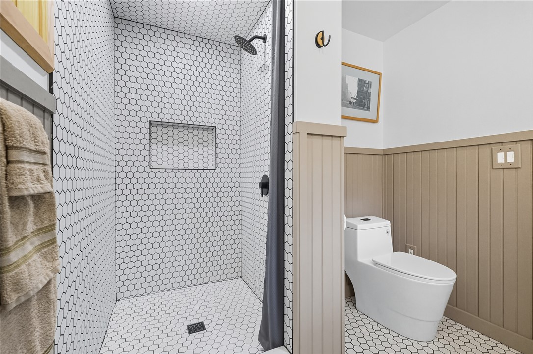 Normalville, Pennsylvania 15469, United States, 3 Bedrooms Bedrooms, ,2 BathroomsBathrooms,Residential,Pending,216016