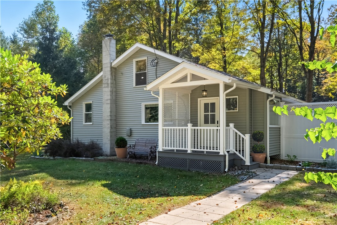 Normalville, Pennsylvania 15469, United States, 3 Bedrooms Bedrooms, ,2 BathroomsBathrooms,Residential,Pending,216016