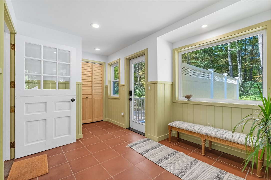 Normalville, Pennsylvania 15469, United States, 3 Bedrooms Bedrooms, ,2 BathroomsBathrooms,Residential,Pending,216016