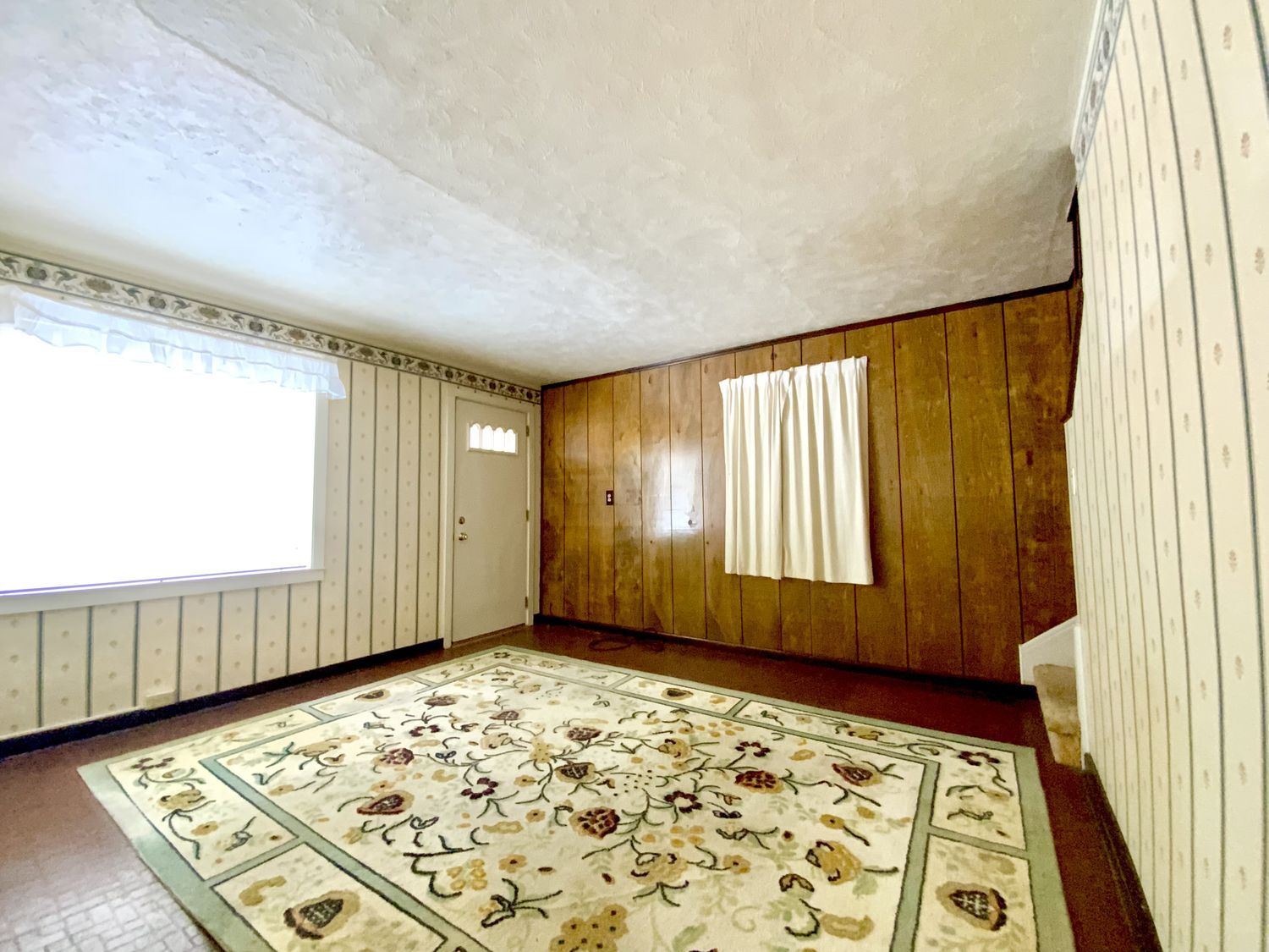282 Oak Drive