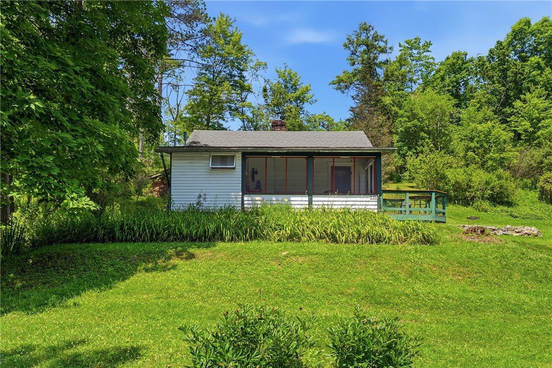 125 Creek Side Ln