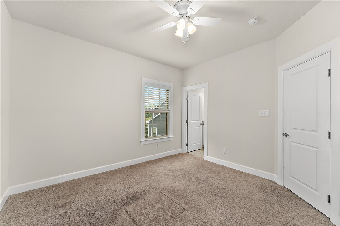 Franklin Park, Pennsylvania 15143, United States, 5 Bedrooms Bedrooms, ,5 BathroomsBathrooms,Residential,Active,217615