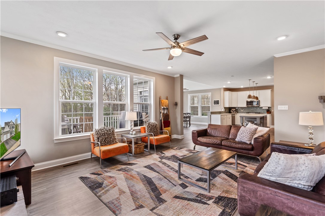 Pine Twp - Nal, Pennsylvania 15090, United States, 4 Bedrooms Bedrooms, ,3 BathroomsBathrooms,Residential,Contingent,119830