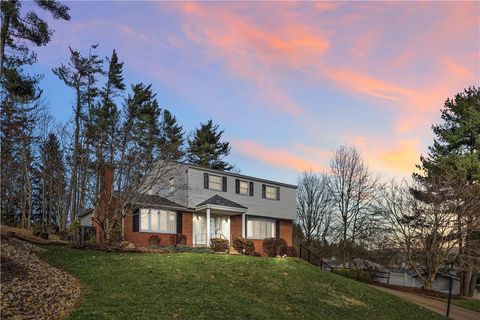 Photo of 3757 Fenton Dr, Murrysville, PA 15668 (MLS # 1746474)