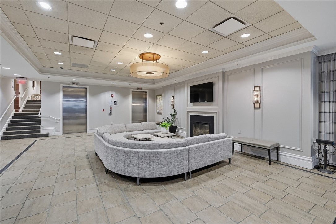 151 Fort Pitt Blvd 1402
