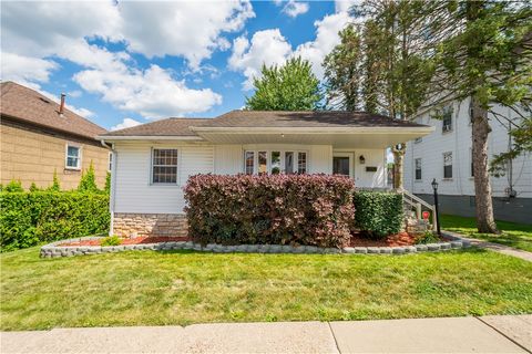 Photo of 510 Chartiers Ave, Canonsburg, PA 15317 (MLS # 1761711)