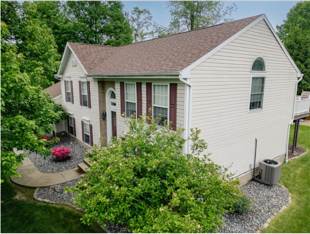 Neshannock Twp, Pennsylvania 16105, United States, 4 Bedrooms Bedrooms, ,2 BathroomsBathrooms,Residential,Contingent,126200