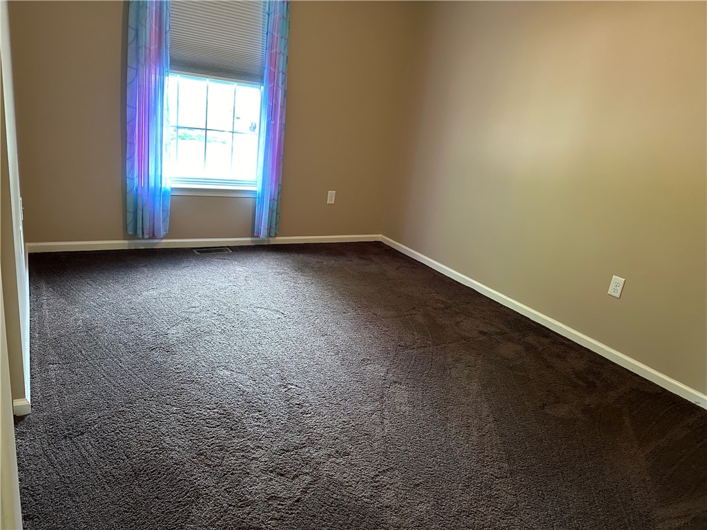 Neshannock Twp, Pennsylvania 16105, United States, 4 Bedrooms Bedrooms, ,2 BathroomsBathrooms,Residential,Contingent,126200