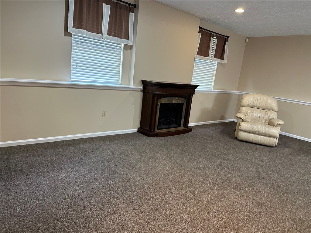 Neshannock Twp, Pennsylvania 16105, United States, 4 Bedrooms Bedrooms, ,2 BathroomsBathrooms,Residential,Contingent,126200