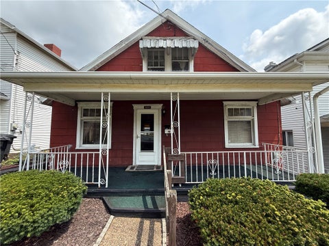 Homes For Sale - 808 Meadow Ave Ave<br/> Charleroi Boro, PA 15022