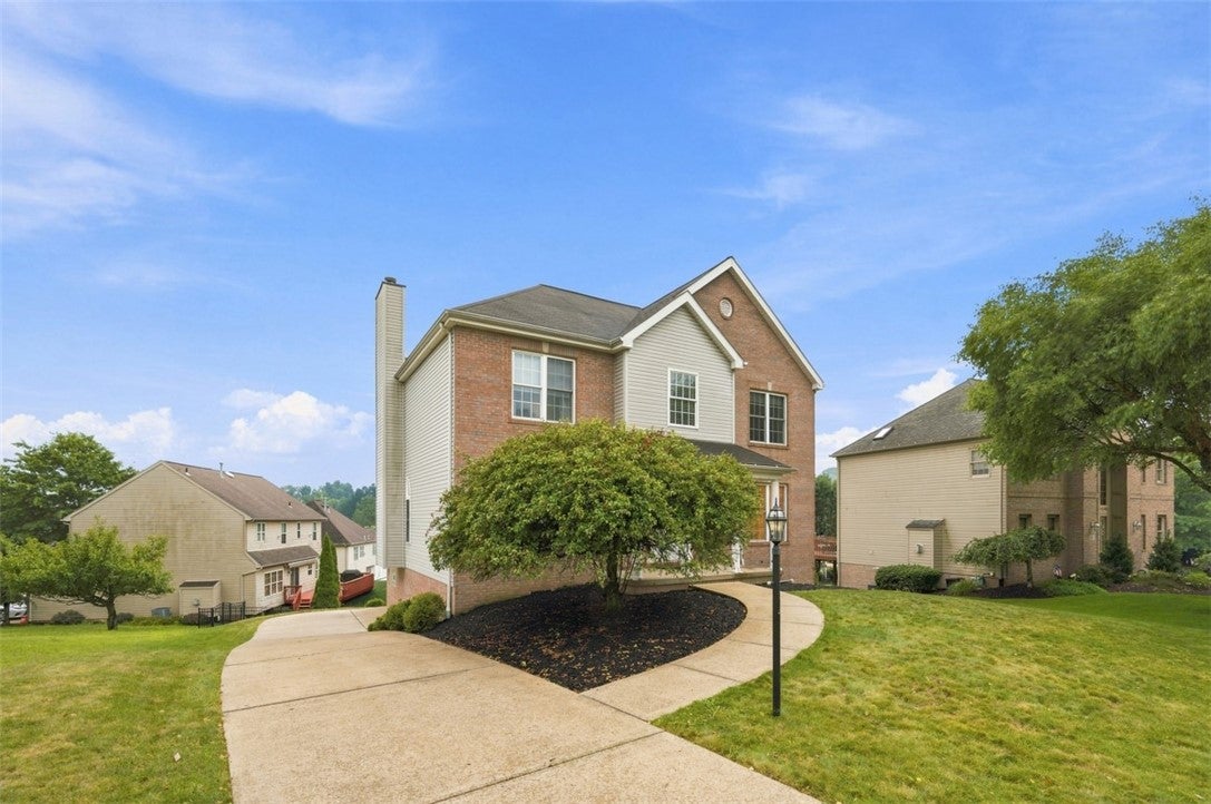 1915 Markley Drive