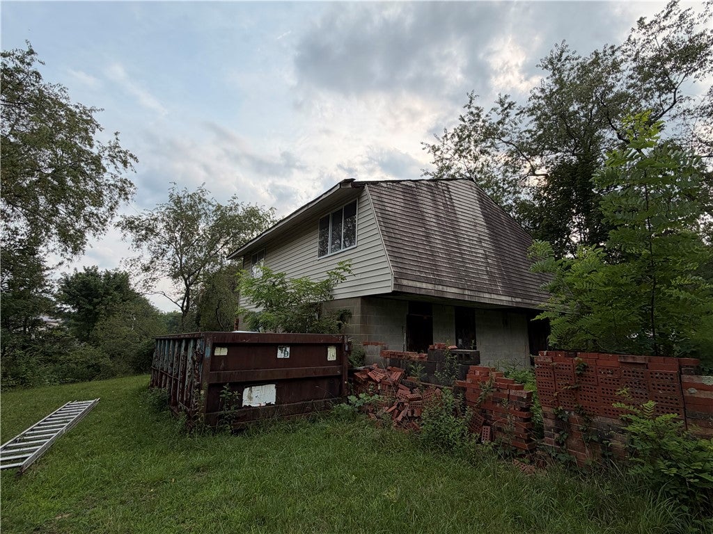 521 Parker Rd