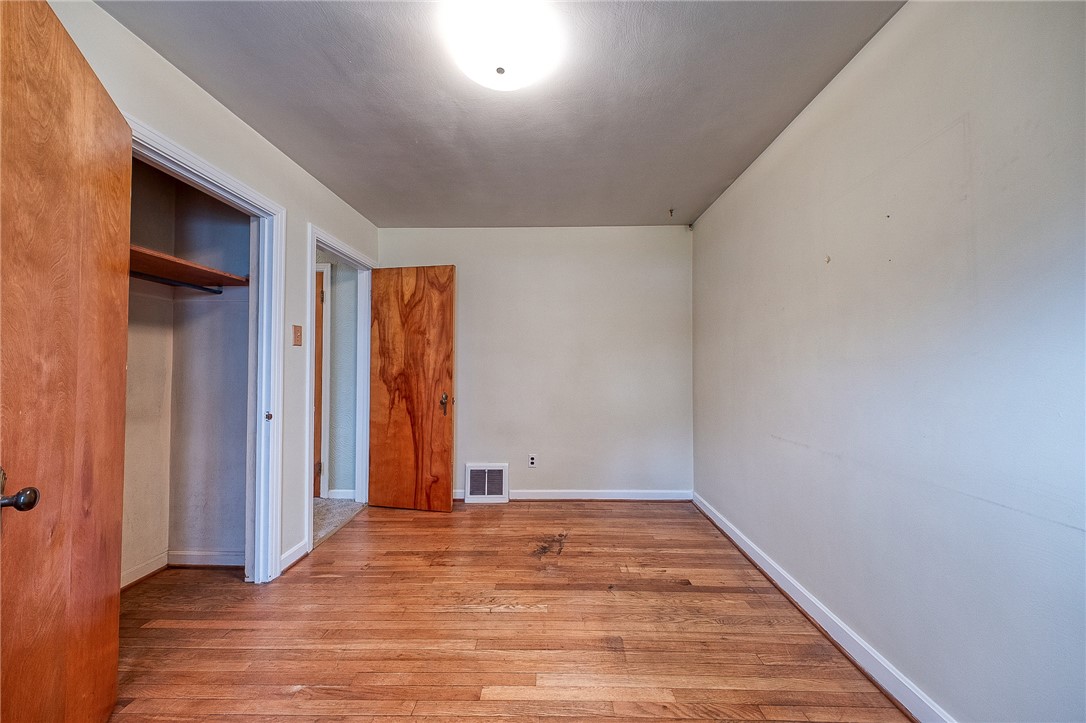 Neshannock Twp, Pennsylvania 16105, United States, 3 Bedrooms Bedrooms, ,2 BathroomsBathrooms,Residential,Active,120926