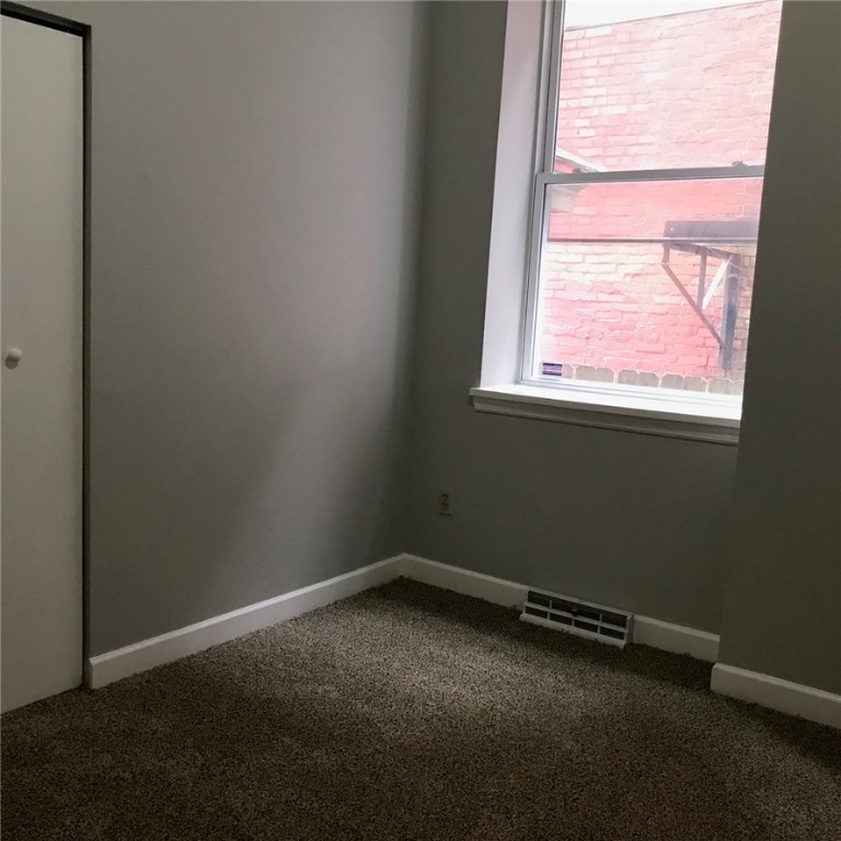 Manchester, Pennsylvania 15233, United States, 2 Bedrooms Bedrooms, ,1 BathroomBathrooms,Residential,Active,129906