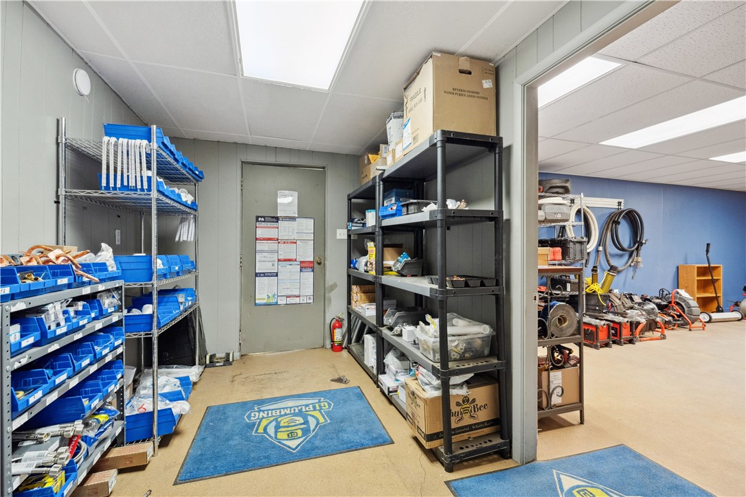 Castle Shannon, Pennsylvania 15234, United States, ,Residential,Active,121926