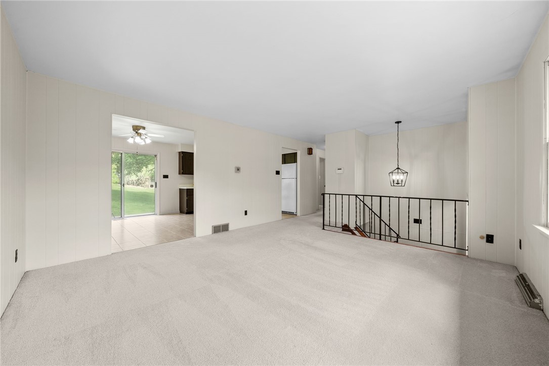 125 Lynn Rd
