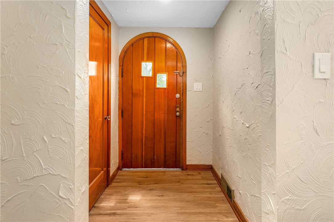 533 Freeport Rd
