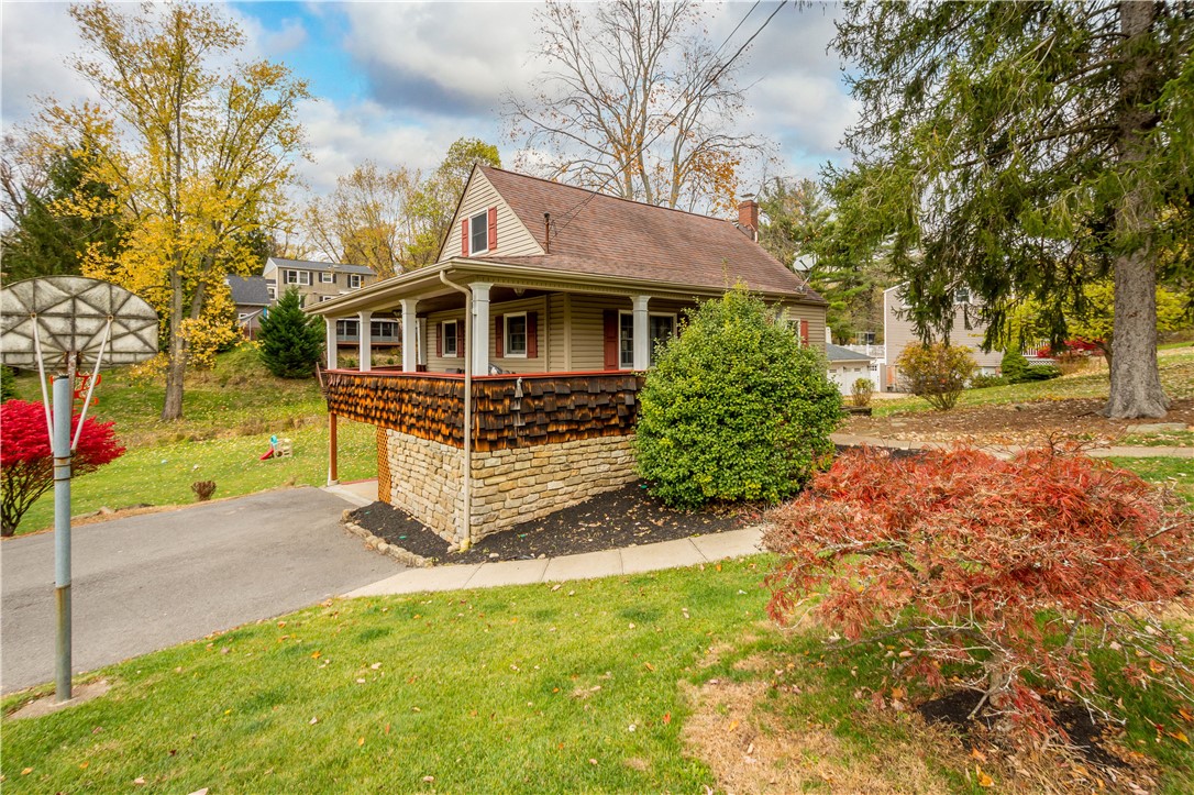 Bethel Park, Pennsylvania 15102, United States, 3 Bedrooms Bedrooms, ,2 BathroomsBathrooms,Residential,Active,240101