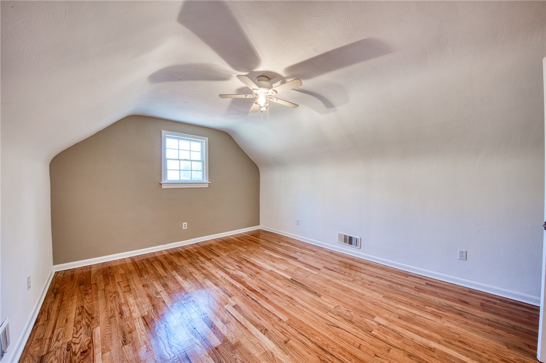 454 Marshall Dr, McKeesport, Pennsylvania image 17