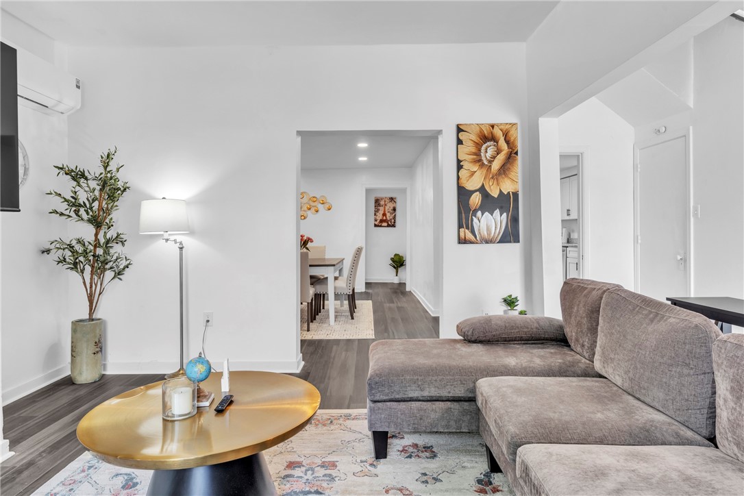 Munhall, Pennsylvania 15120, United States, 4 Bedrooms Bedrooms, ,2 BathroomsBathrooms,Residential,Active,123092