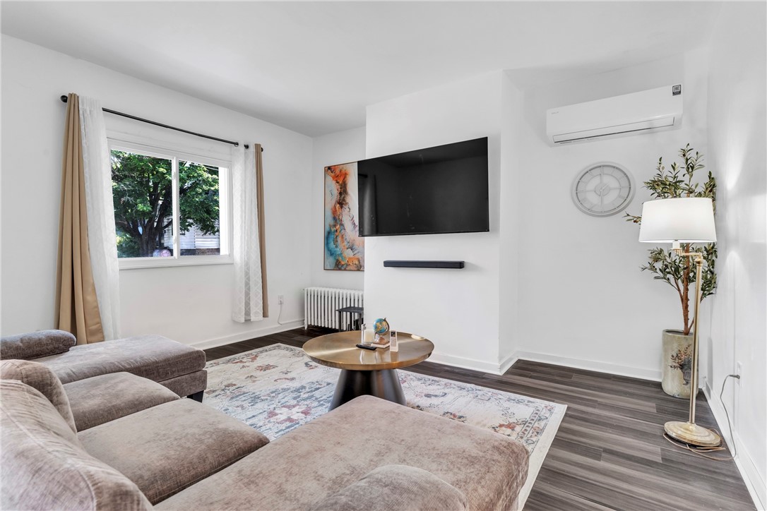 Munhall, Pennsylvania 15120, United States, 4 Bedrooms Bedrooms, ,2 BathroomsBathrooms,Residential,Active,123092