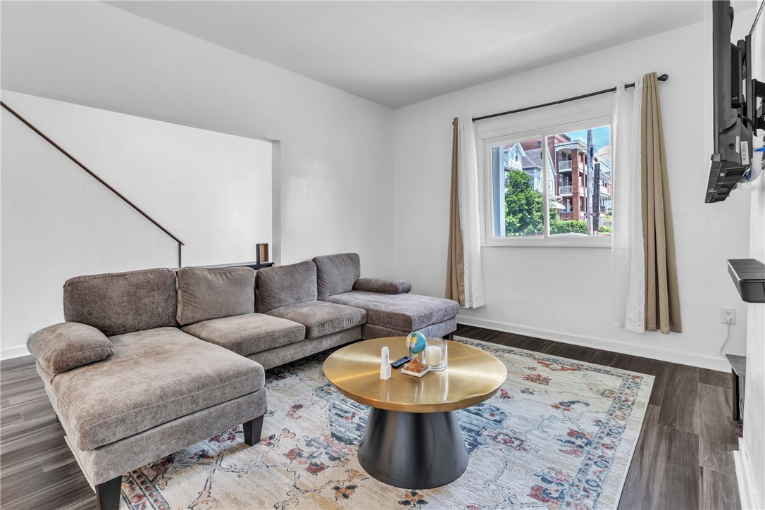 Munhall, Pennsylvania 15120, United States, 4 Bedrooms Bedrooms, ,2 BathroomsBathrooms,Residential,Active,123092