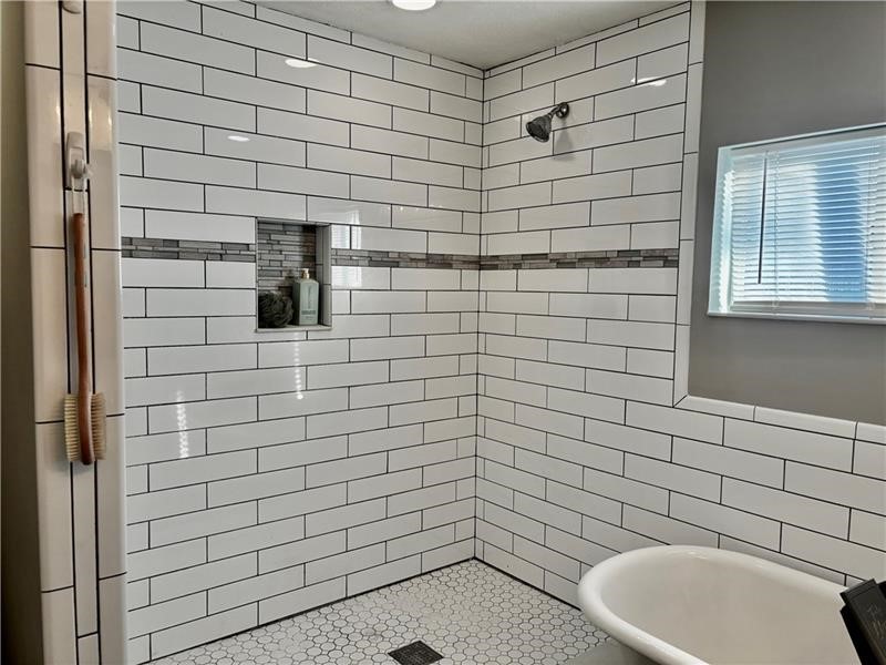 Elliott, Pennsylvania 15220, United States, 3 Bedrooms Bedrooms, ,2 BathroomsBathrooms,Residential,Active,201717