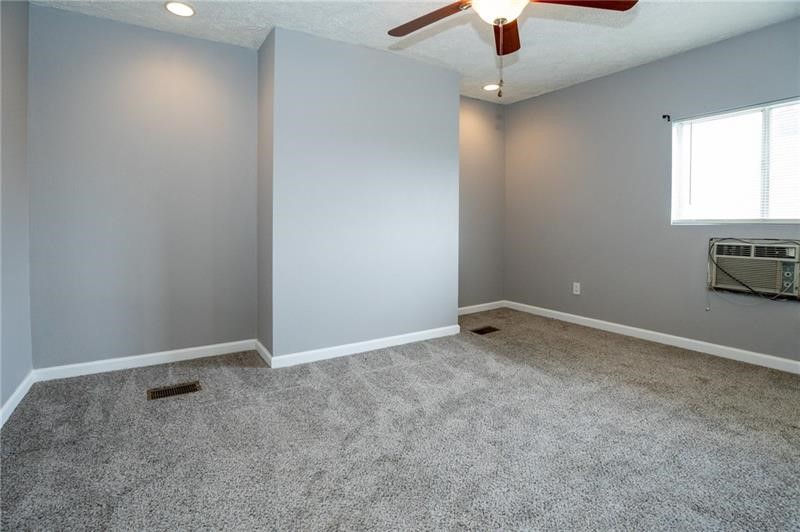 Elliott, Pennsylvania 15220, United States, 3 Bedrooms Bedrooms, ,2 BathroomsBathrooms,Residential,Active,201717