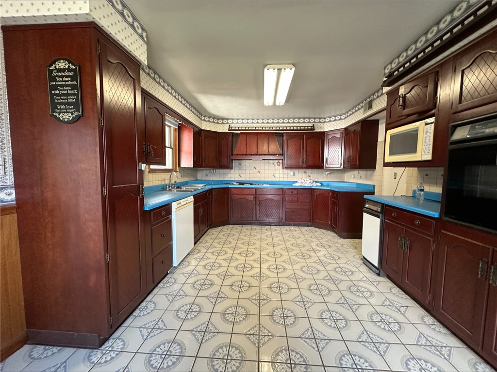 238 Victoria Way Way, Allegheny Twp - WML, Kentucky image 11