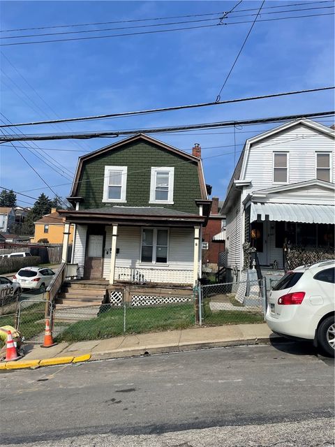 Photo of 609 Hays Ave, Pittsburgh, PA 15210 (MLS # 1745462)