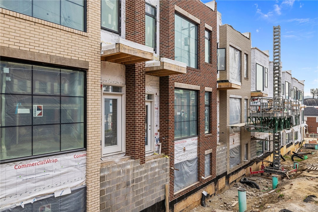 238 44th Street