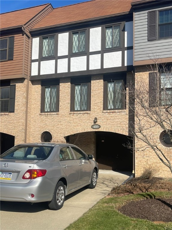 405 Maywood Dr Dr, Bethel Park, Pennsylvania image 1
