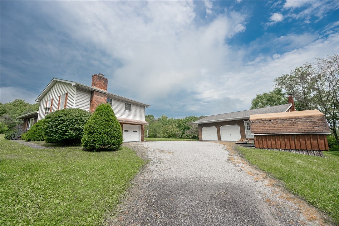 121 Pearl Dr
