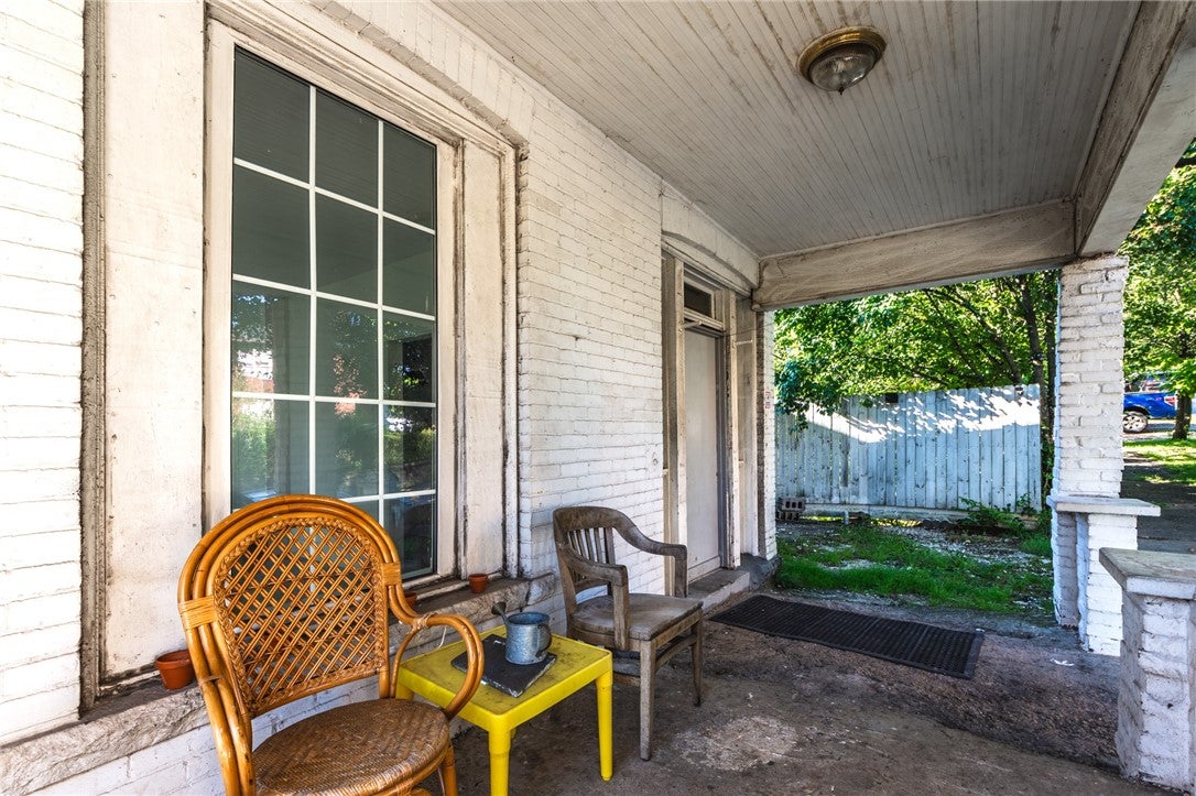 315 Highland Ave