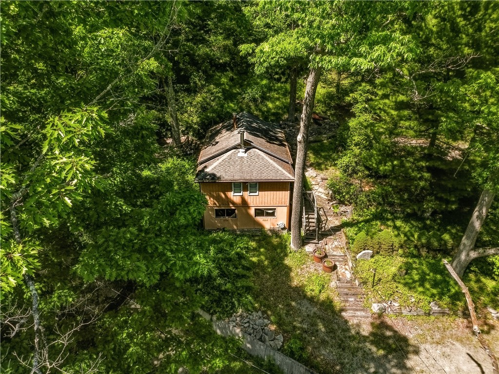160 Forest Ave