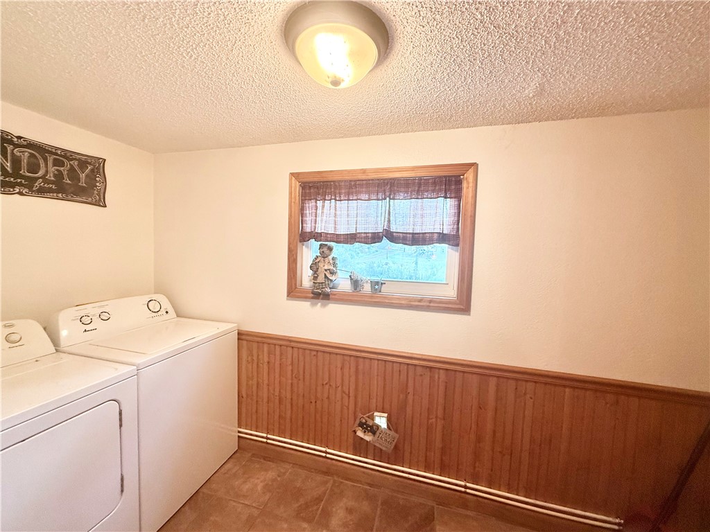 E/W Wheatfield Twp, Pennsylvania 15954, United States, 3 Bedrooms Bedrooms, ,3 BathroomsBathrooms,Residential,Active,204374