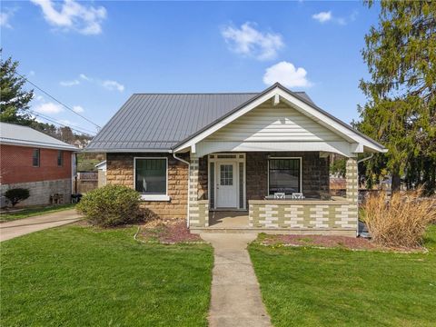 Photo of 526 Butler Rd, Kittanning, PA 16201 (MLS # 1748068)