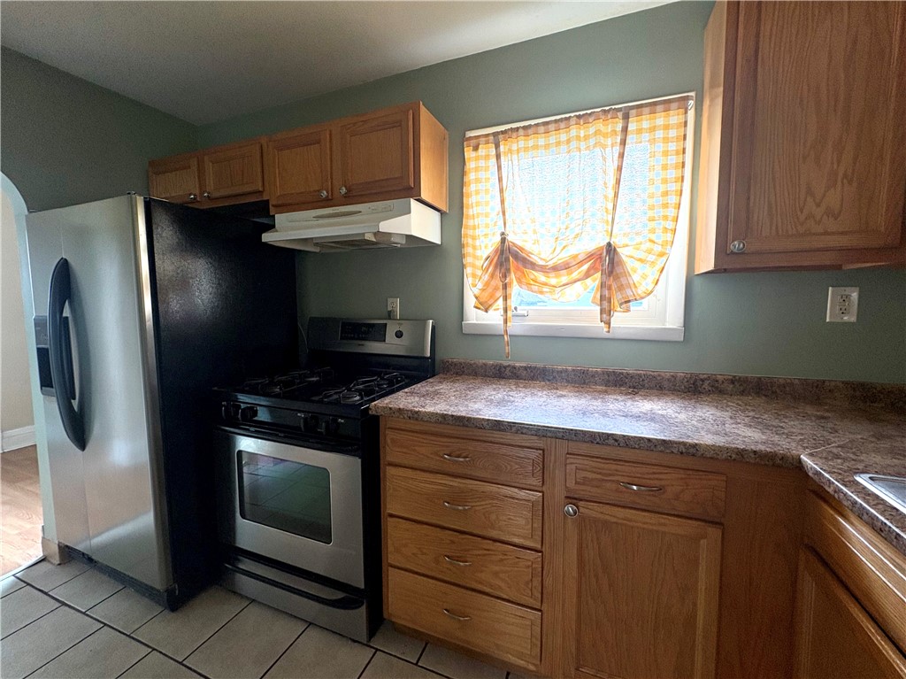 Rochester, Pennsylvania 15074, United States, 3 Bedrooms Bedrooms, ,1 BathroomBathrooms,Residential,Active,176757