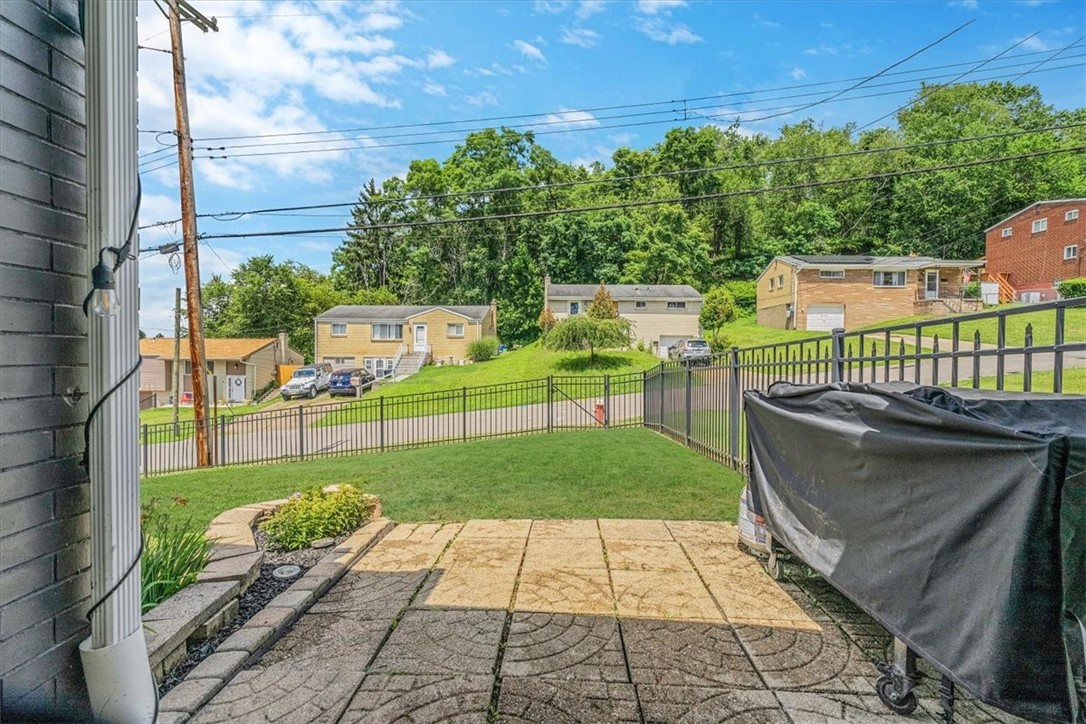 Ross Twp, Pennsylvania 15214, United States, 3 Bedrooms Bedrooms, ,2 BathroomsBathrooms,Residential,Active,176807