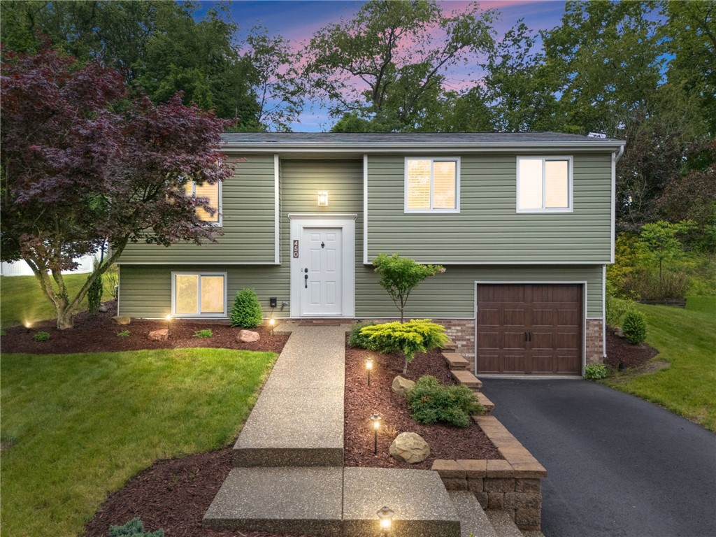 450 Limestone Dr Dr, Bethel Park, Pennsylvania image 3