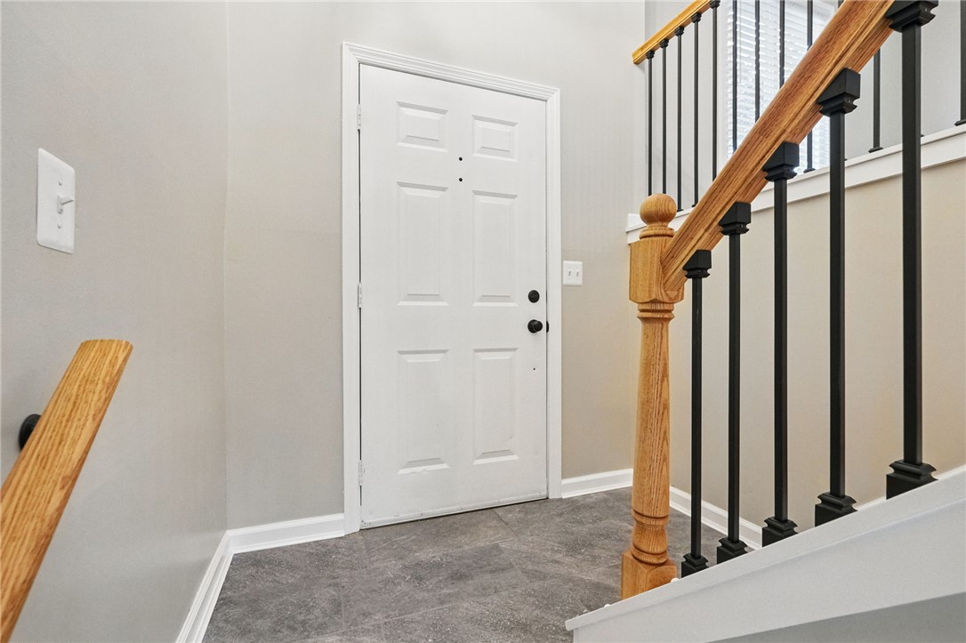 450 Limestone Dr Dr, Bethel Park, Pennsylvania image 7