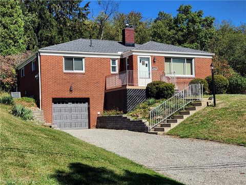 1503 Van Dr Franklin Park PA 15237