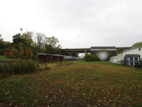 Vacant Land For Sale - 203 E Madison Ave<br/> Lawrence County, New Castle, PA 16102