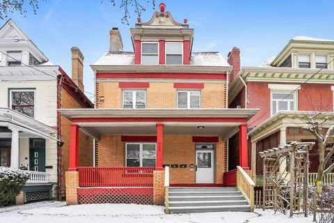 Photo of 520 Ivy St, Pittsburgh, PA 15232 (MLS # 1741932)