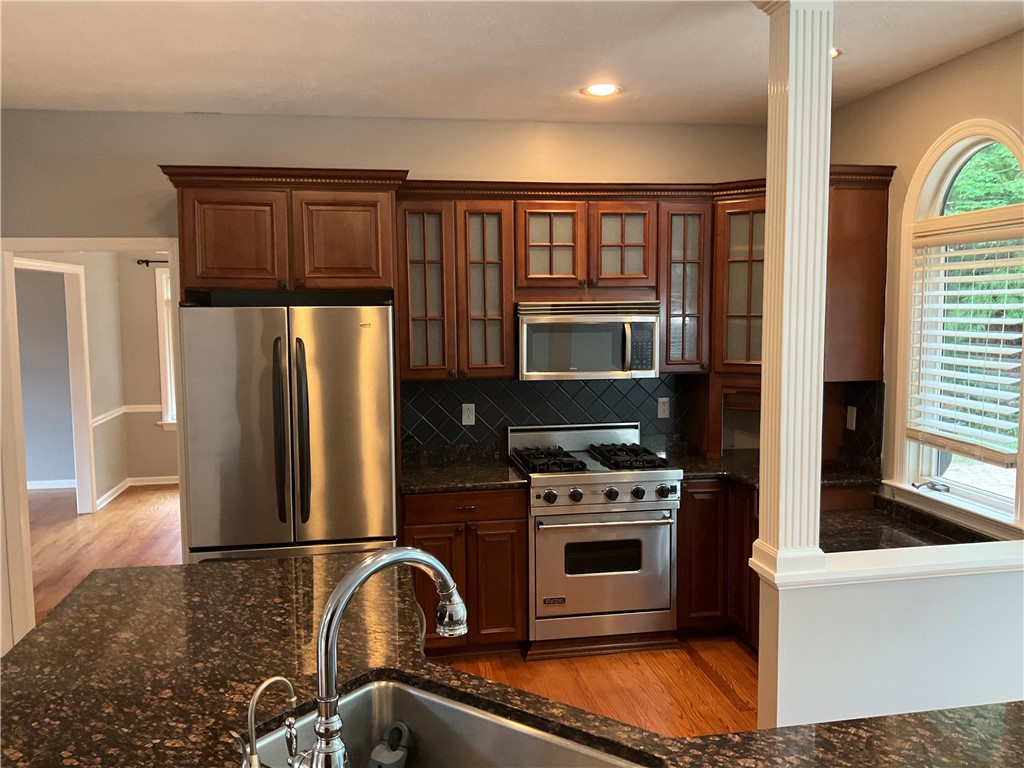 115 Radcliff Dr