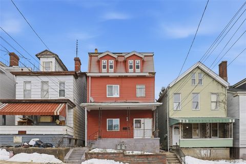 Photo of 225 Rothman St, Pittsburgh, PA 15210 (MLS # 1739687)
