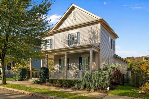 Photo of 261 1st Street. St, Oakmont, PA 15139 (MLS # 1728898)