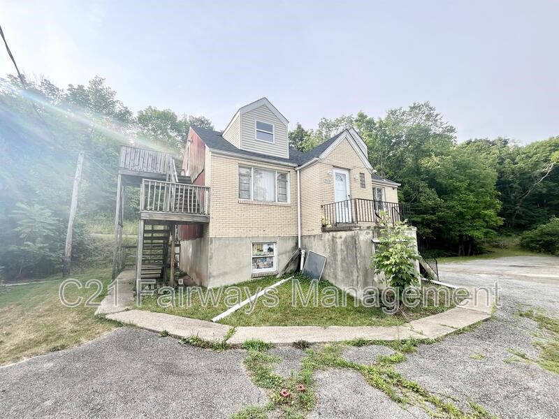 2551 Tilbrook Rd