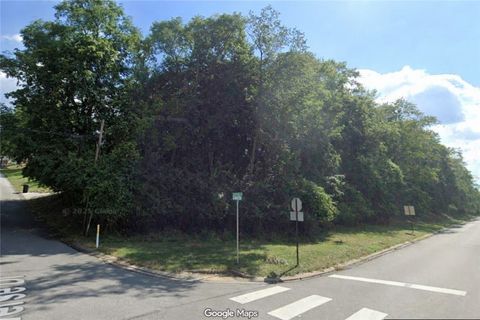 Photo of 0 Traverse Rd, Pittsburgh, PA 15236 (MLS # 1745715)